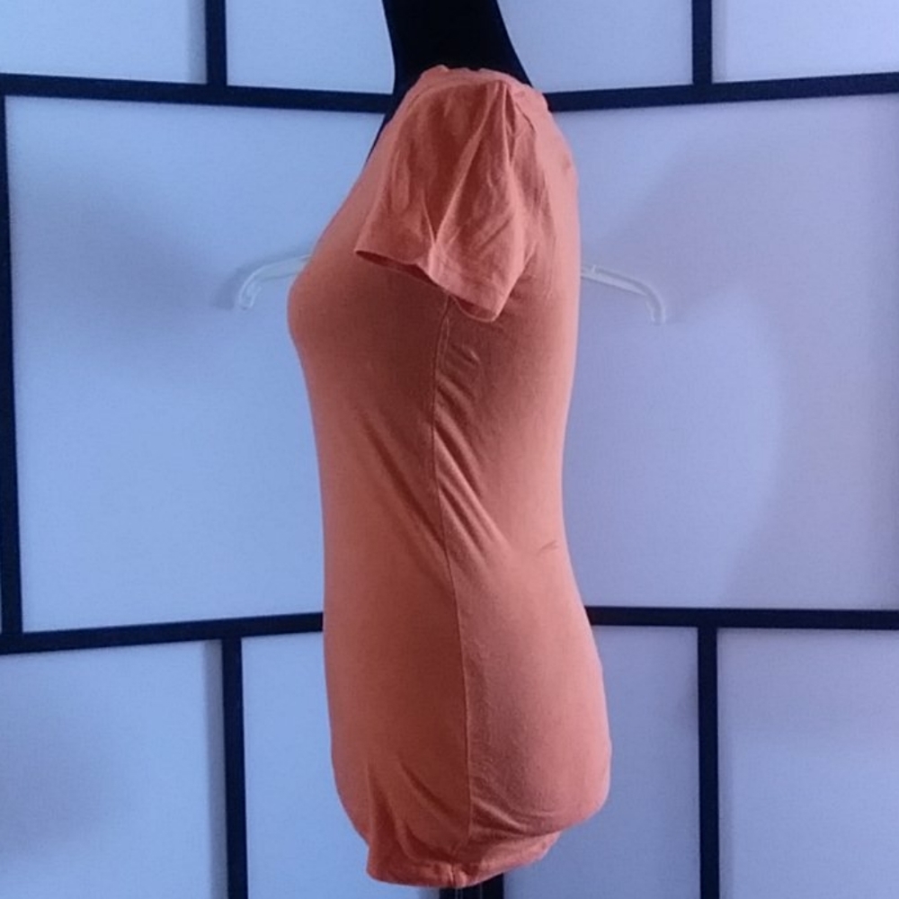 Orange V-neck - Picture 2 of 4